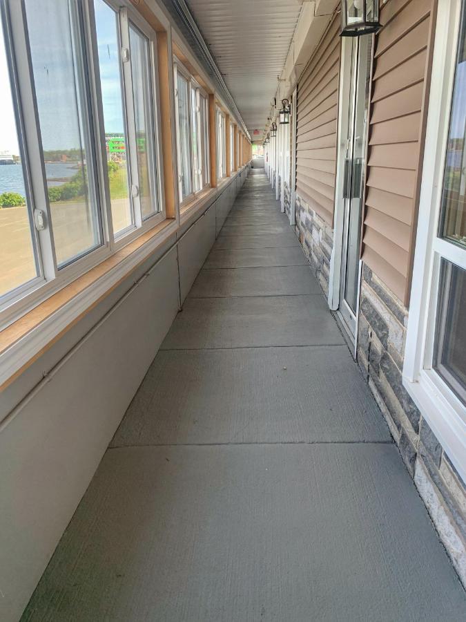 Harbourview Inn And Suites 노스시드니 외부 사진